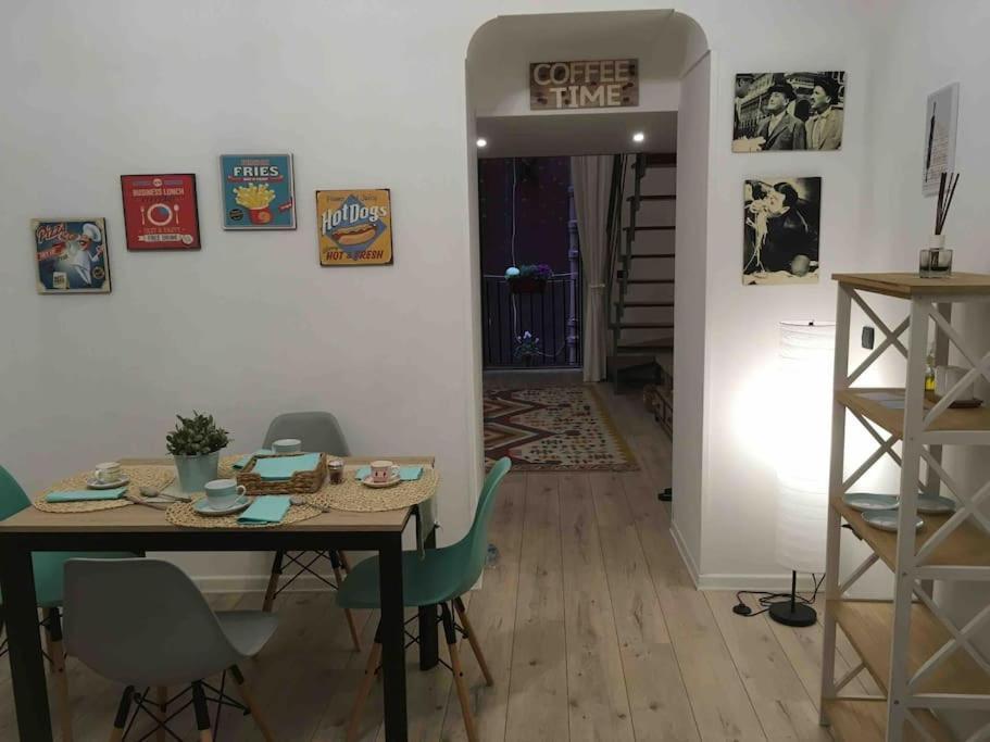 Casa Via Toledo. Centralissima E Vicina Al Porto Apartment